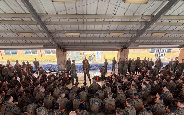 SMMC Ruiz visits MCB Camp Pendleton