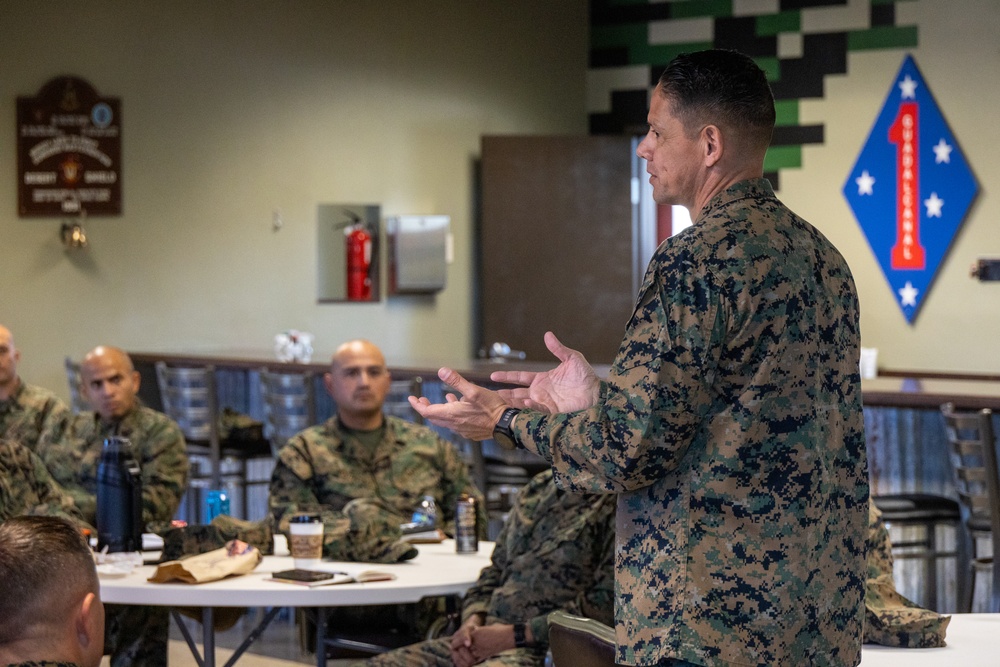 SMMC Ruiz visits MCB Camp Pendleton