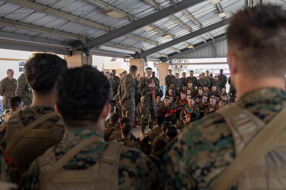 SMMC Ruiz visits MCB Camp Pendleton