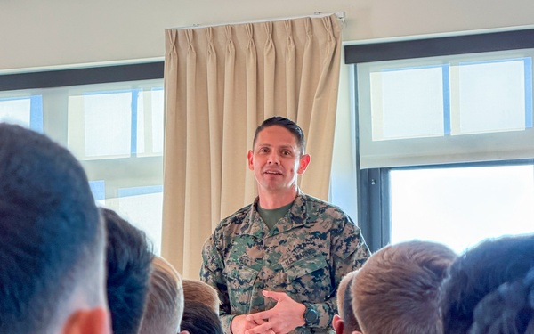 SMMC Ruiz visits MCB Camp Pendleton