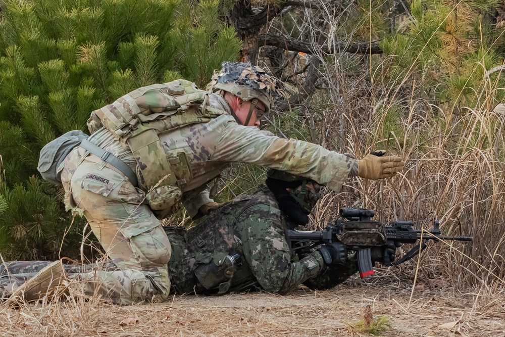 C CO 4-9 Infantry Conducts Live Fire Exercise at Rodriguez Live Fire Complex