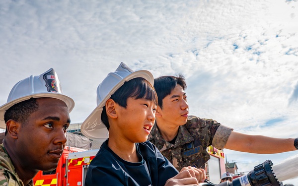 Wolf Pack sparks smart choices for Fire Prevention Week