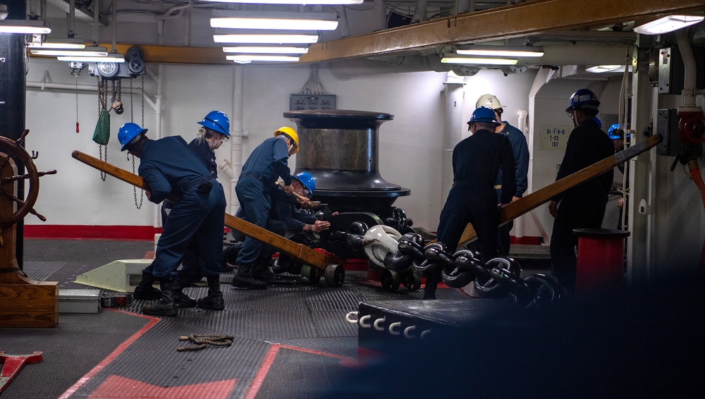 USS Essex conducts anchor drop testing while underway