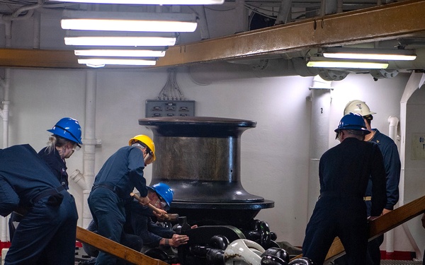 USS Essex conducts anchor drop testing while underway