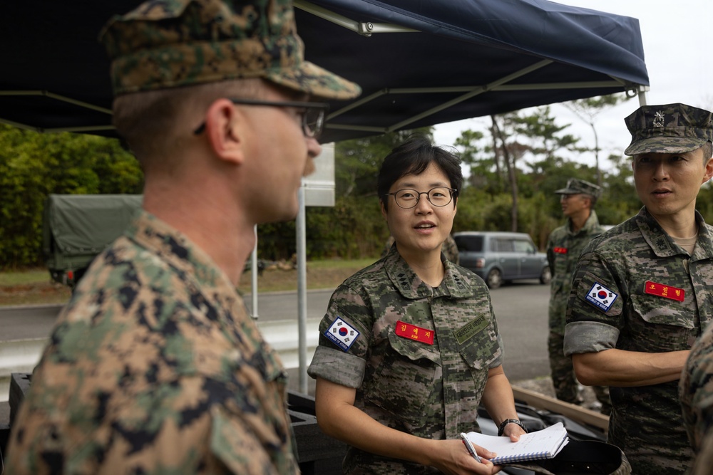 12th LLB Hosts a Key Leader Engagement for ROK Marine Corps
