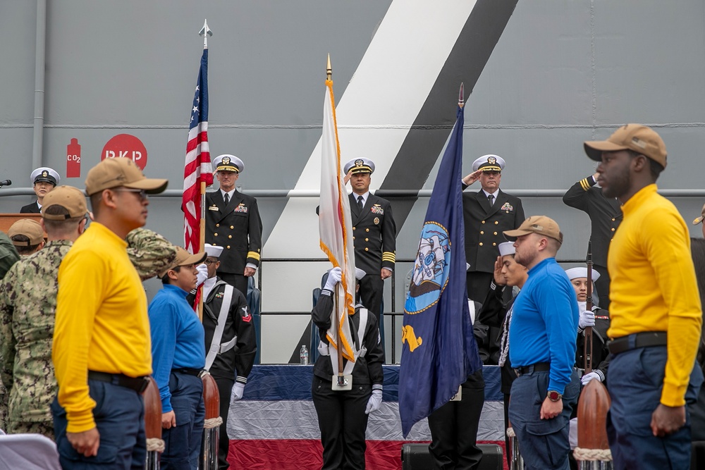 USS Tripoli Holds Change of Command Ceremony