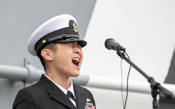 USS Tripoli Holds Change of Command Ceremony