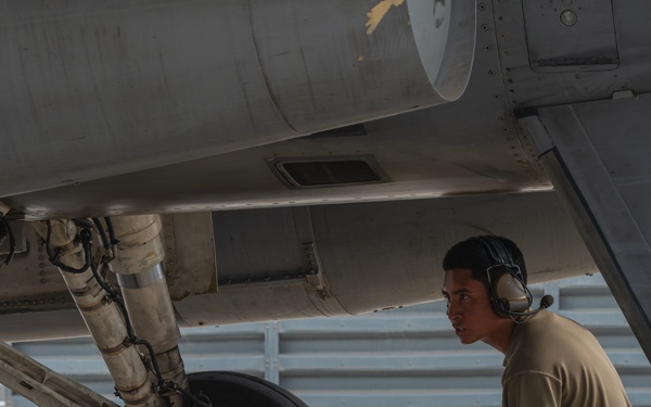 F-16’s refuel during Ferocious Falcon 6 exercise