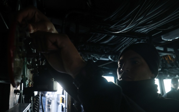 USS Paul Ignatius (DDG 117) arrives in Toulon Naval Base, France