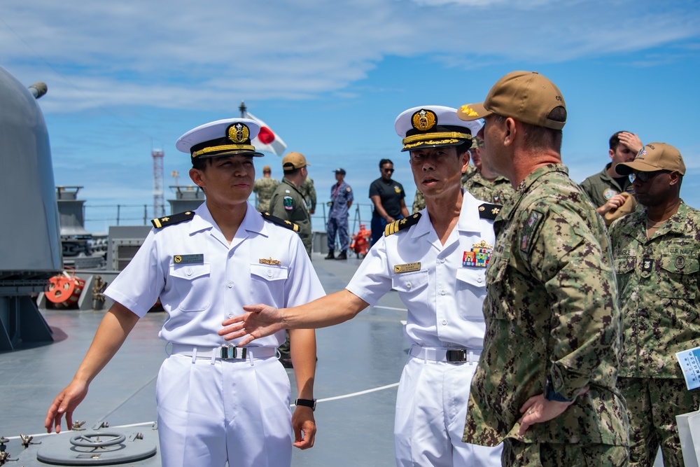 NSF Diego Garcia leadership tours JS Harusame (DD 102)