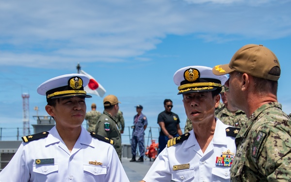 NSF Diego Garcia leadership tours JS Harusame (DD 102)