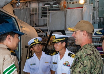 NSF Diego Garcia leadership tours JS Harusame (DD 102)