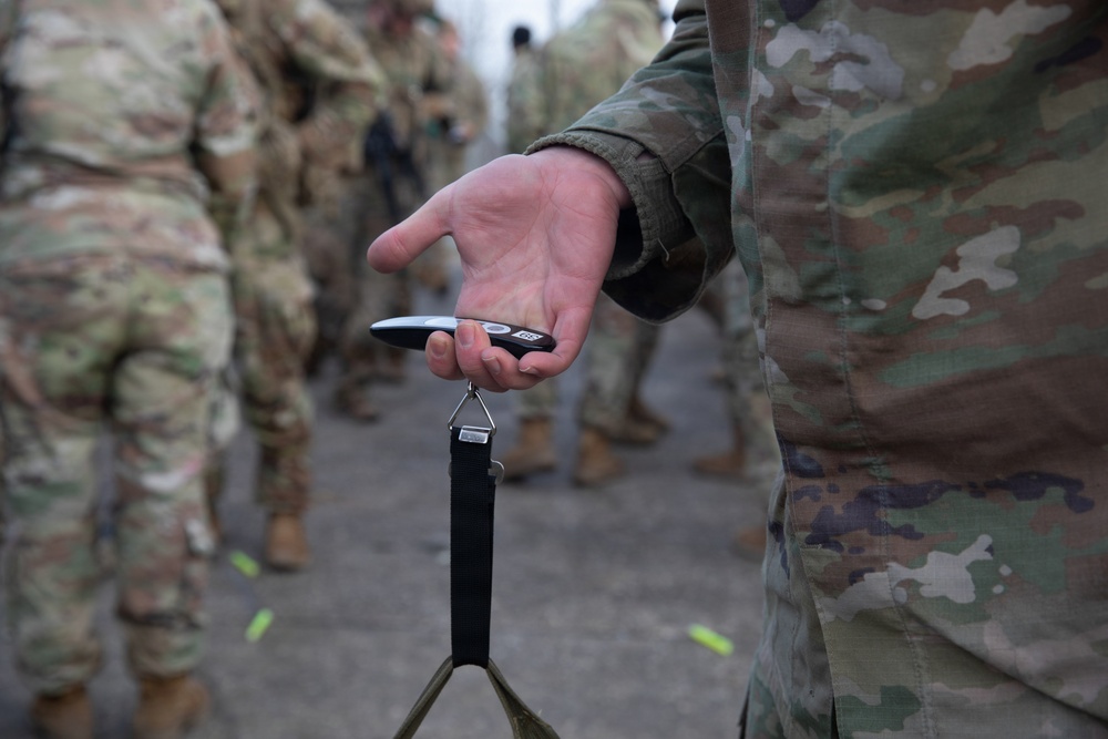 2CR E3B 12-Mile Ruck March