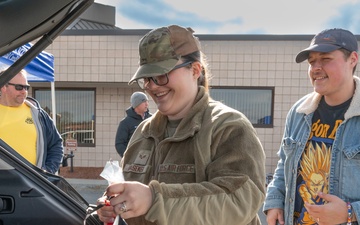 Team Hanscom hosts Produce Drive for Blue Start Families