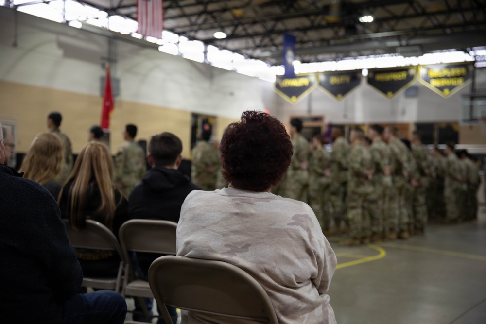 Kentucky National Guard welcomes new Soldiers