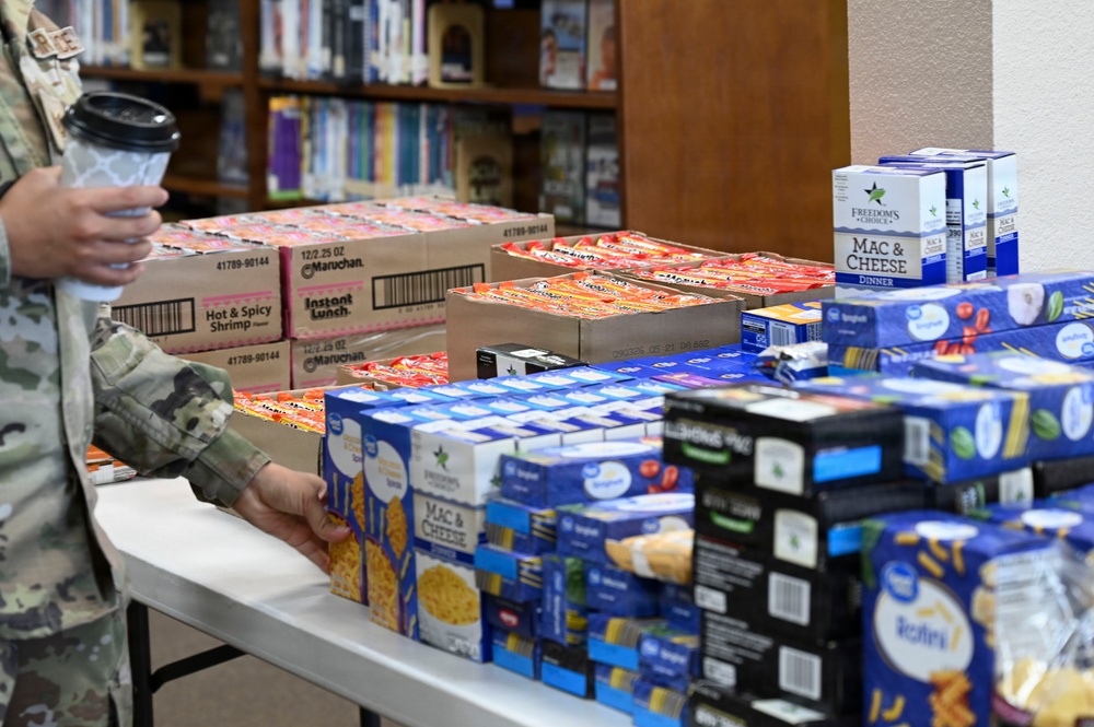 27th SOW hosts food drive for Airmen and families