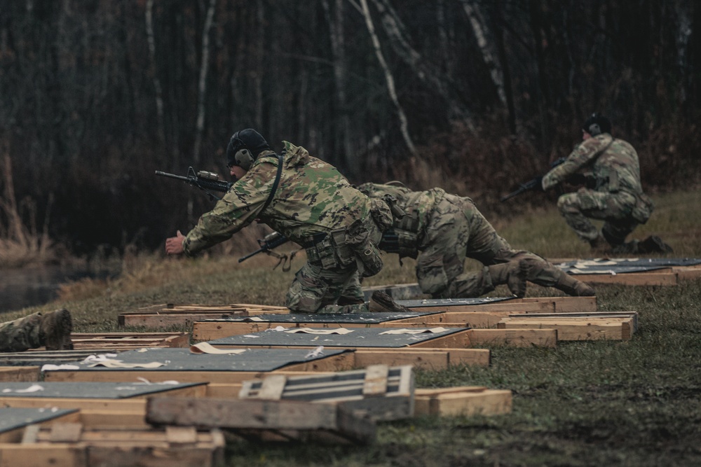 10th Mtn Div prepares for the U.S. Army Small Arms Competition: M4 Range