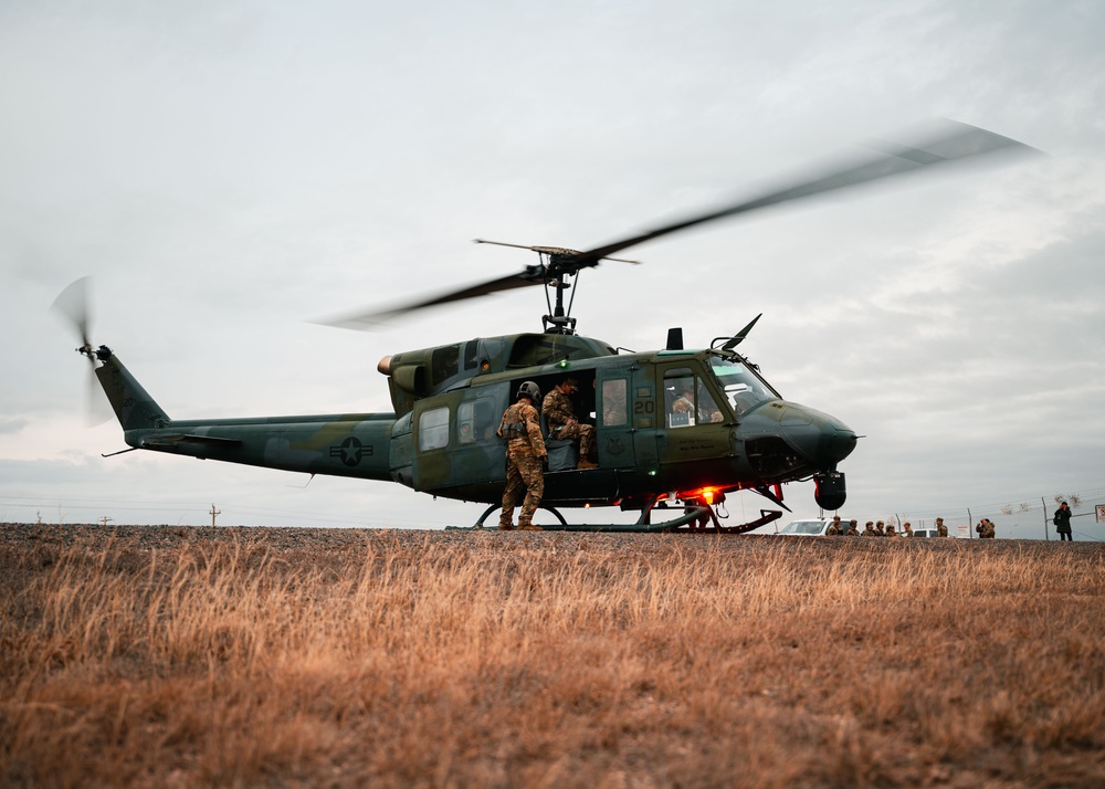 CSAF Visits F.E. Warren AFB