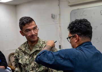 USS America (LHA 6) Conducts Tactical Casualty Combat Care (TCCC) Course