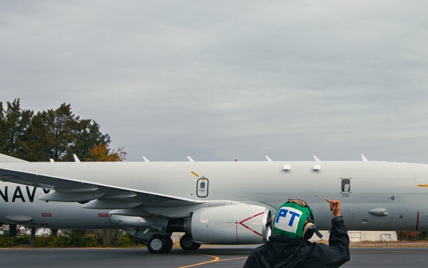 VX-1 conducts flight operations