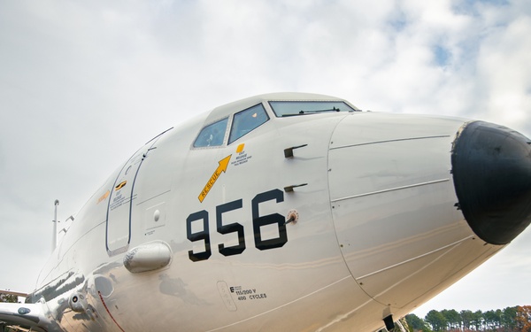 VX-1 conducts flight operations