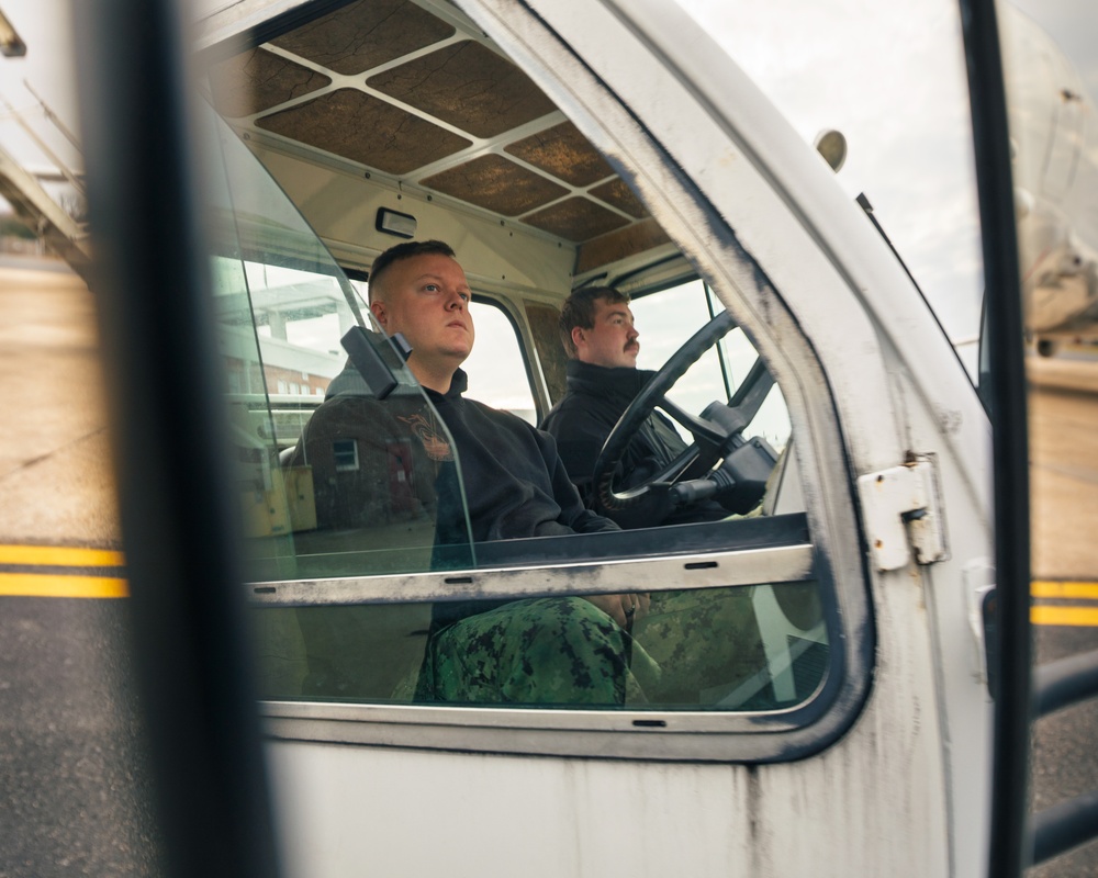 VX-1 conducts flight operations