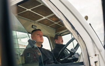 VX-1 conducts flight operations