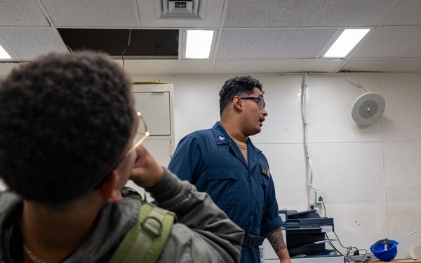 USS America (LHA 6) Conducts Tactical Casualty Combat Care (TCCC) Course