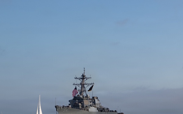 USS Curtis Wilbur returns to San Diego