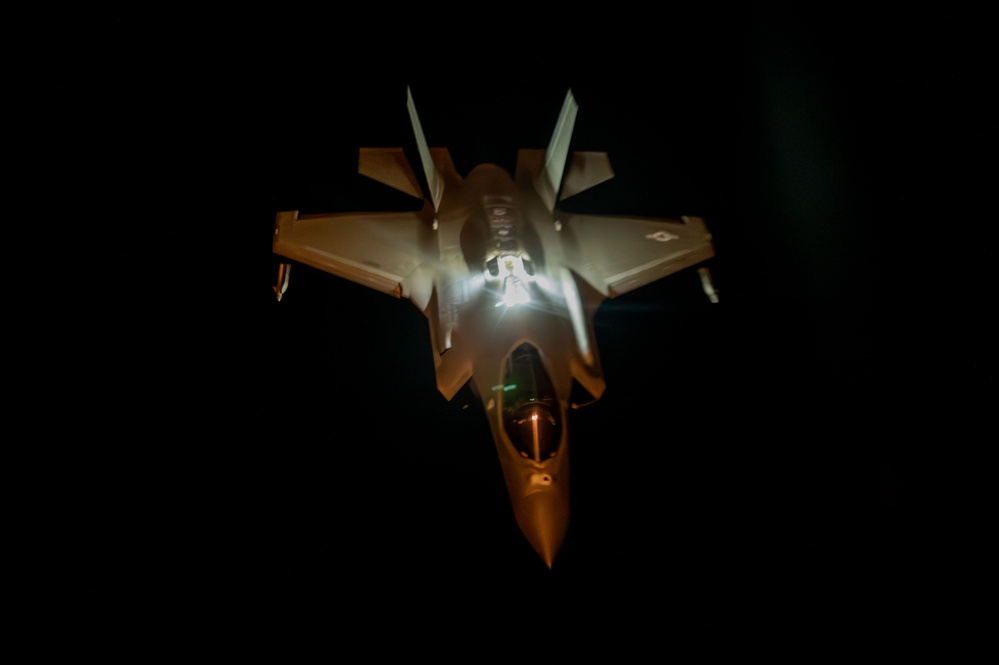 In the dead of night: F-35 Lightning II aircraft fly over CENTCOM