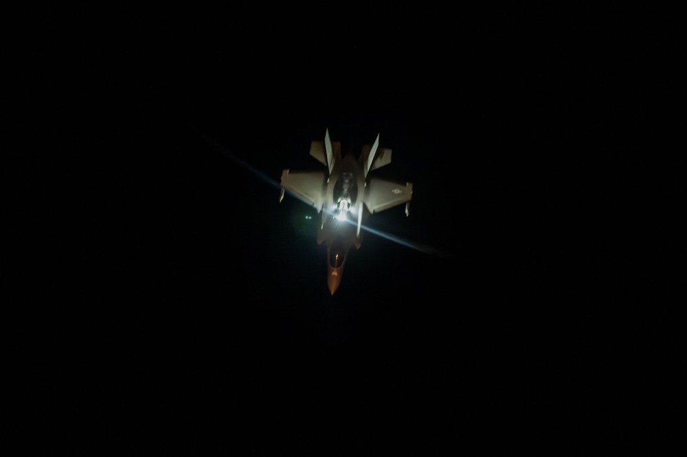 In the dead of night: F-35 Lightning II aircraft fly over CENTCOM