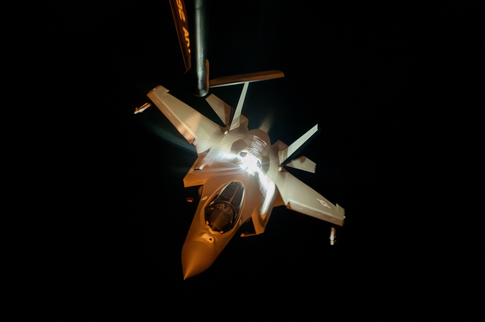 In the dead of night: F-35 Lightning II aircraft fly over CENTCOM