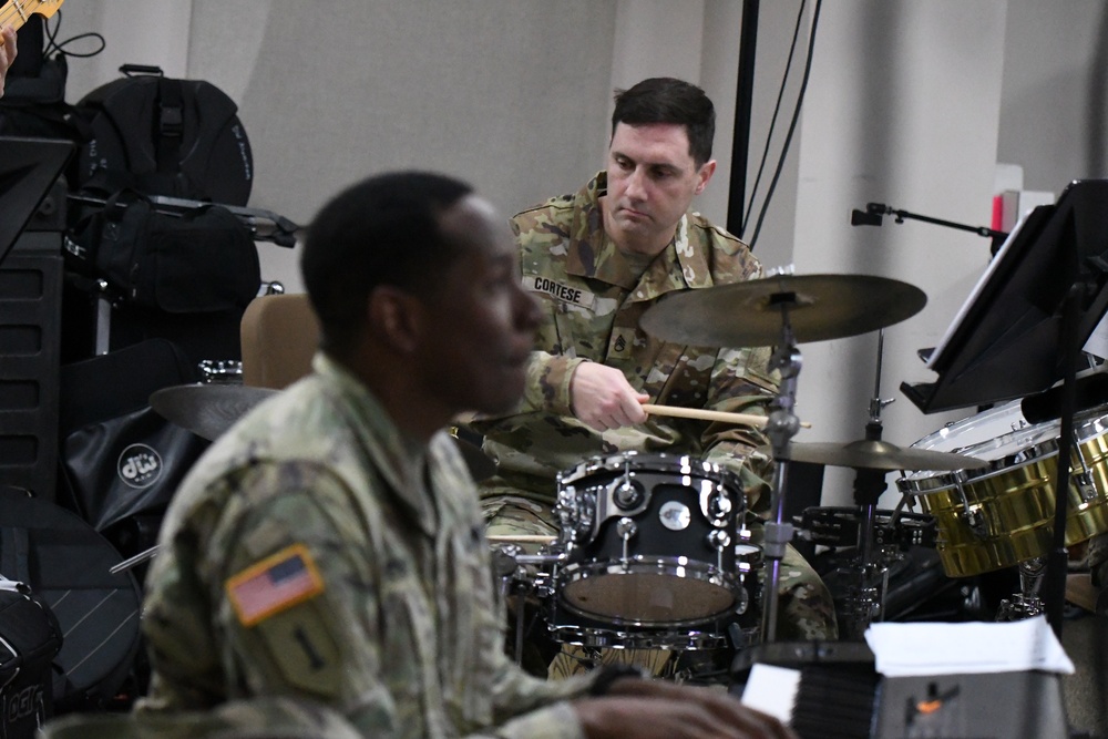 10th Mountain Division Band brings seasonal cheer with free community concert series