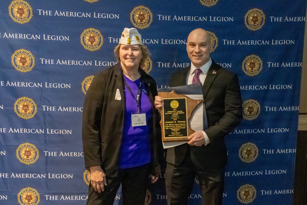 Service beyond the uniform: Minnesota National Guard Soldiers honored by American Legion