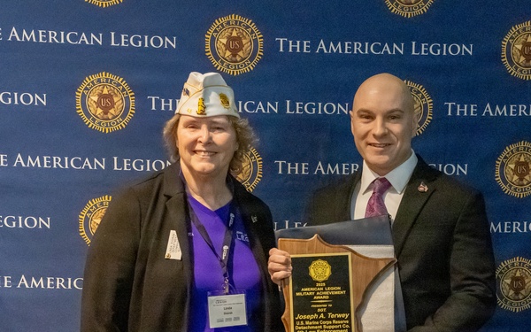 Service beyond the uniform: Minnesota National Guard Soldiers honored by American Legion