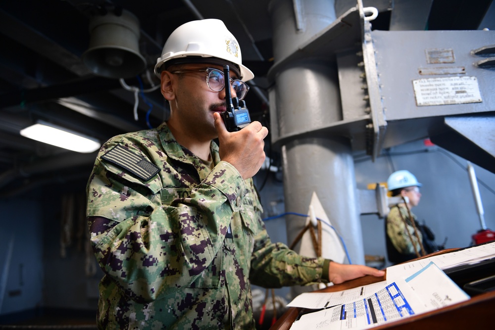 USS Carl Vinson (CVN 70) Shipboard Operations
