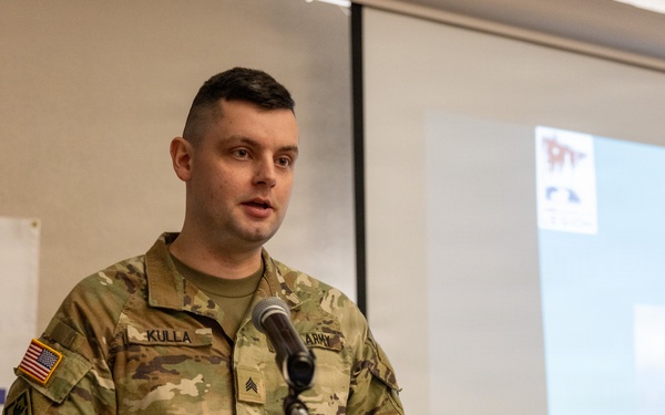 Service beyond the uniform: Minnesota National Guard Soldiers honored by American Legion