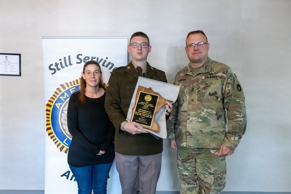 Service beyond the uniform: Minnesota National Guard Soldiers honored by American Legion