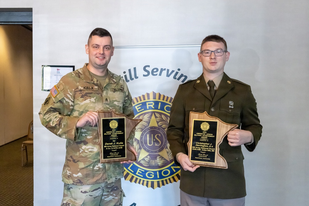 Service beyond the uniform: Minnesota National Guard Soldiers honored by American Legion