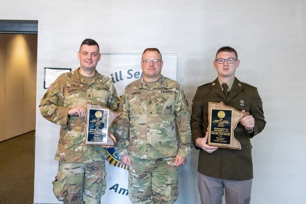 Service beyond the uniform: Minnesota National Guard Soldiers honored by American Legion