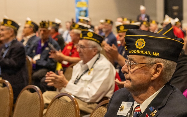Service beyond the uniform: Minnesota National Guard Soldiers honored by American Legion