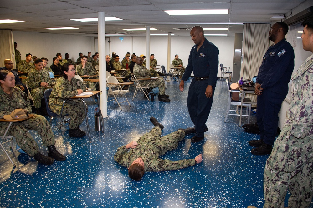 USS Carl Vinson (CVN 70) Shipboard Operations