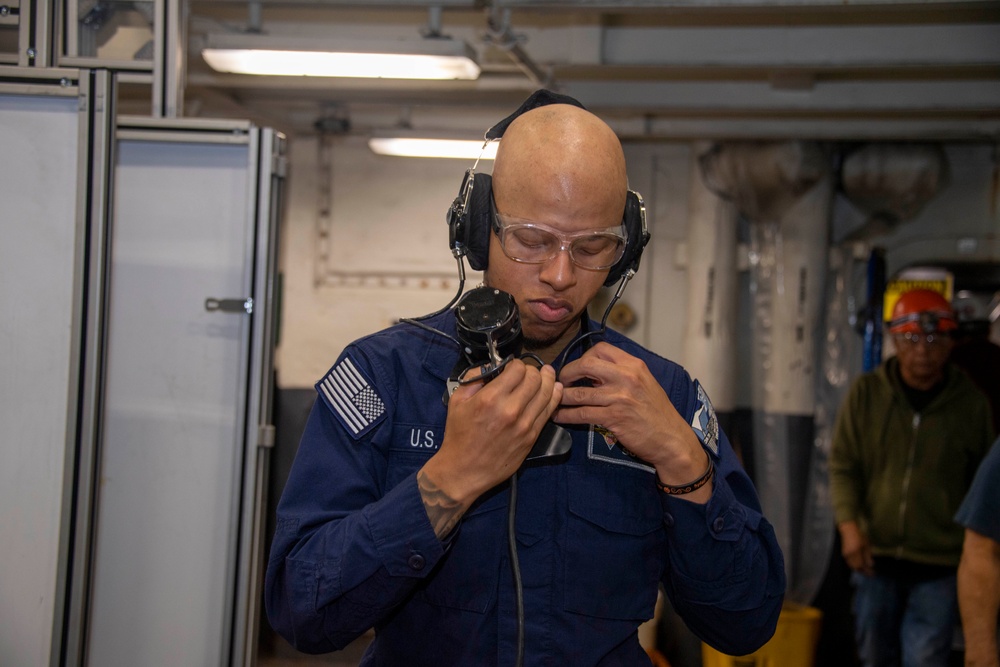 USS Carl Vinson (CVN 70) Shipboard Operations