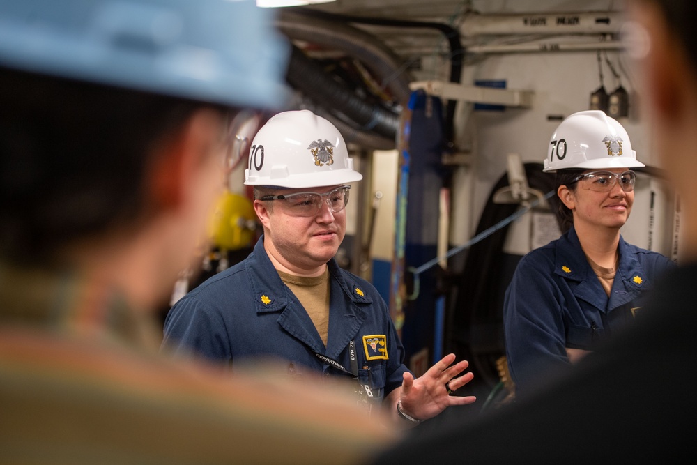 USS Carl Vinson (CVN 70) hosts nuclear propulsion officer candidates