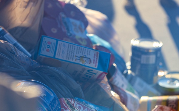 95th Civil Affairs Brigade (Special Operations) (Airborne) Collect a Literal Ton of Food for a Charity Ruck March