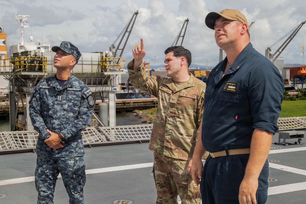 U.S.S. Pierre Passes Through Panama Canal with Servicio Nacional Aeronaval