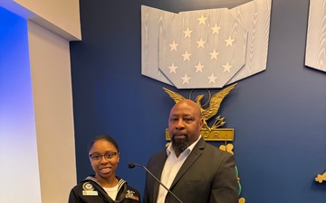 SECNAV meritoriously advances Murfreesboro recruiter