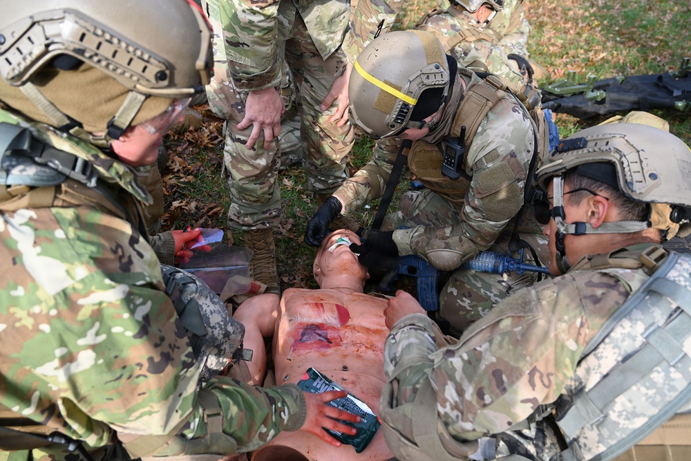 Fort Dix MSTC Combat Lifesaver Class 26-003