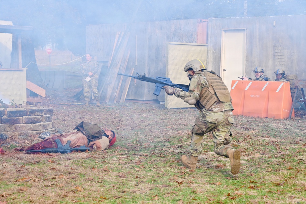 Fort Dix MSTC Combat Lifesaver Class 26-003