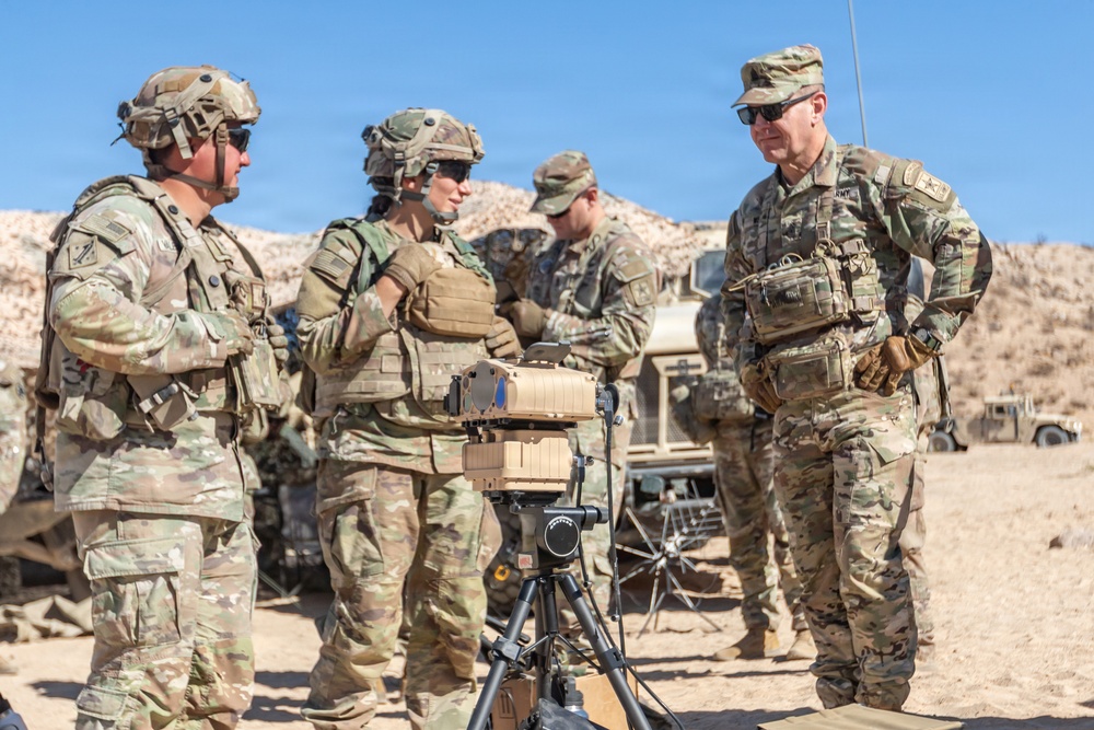 Sergeant Major of the Army Michael R. Weimer visits Black Jack at NTC 26-02